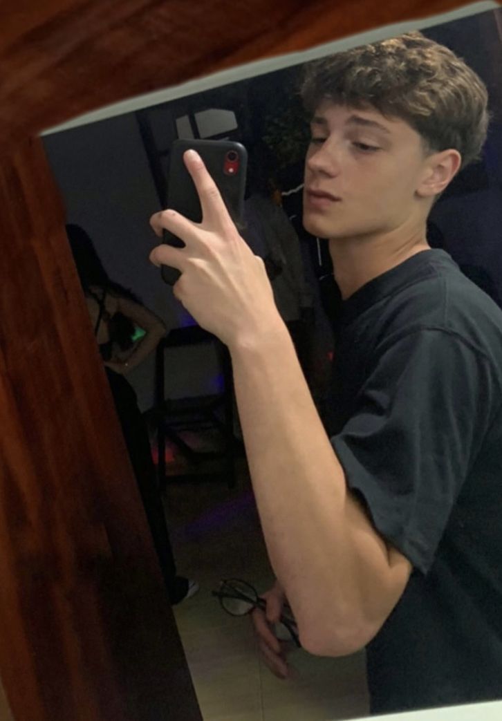 <strong>Daniel K.</strong>